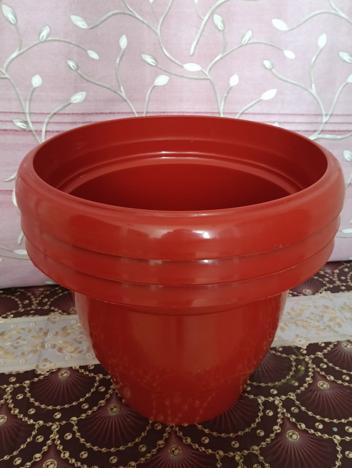 12 inch red pot